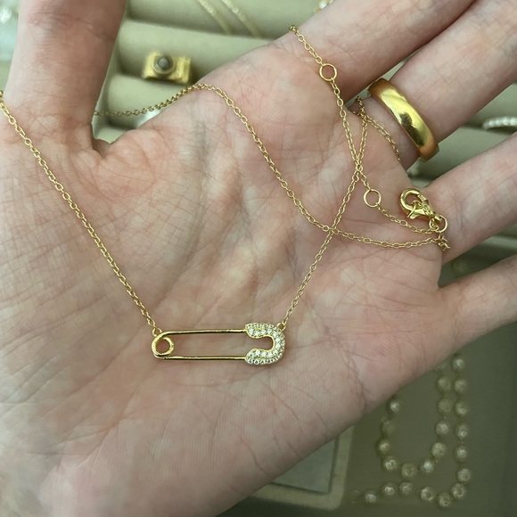 18k Gold Vermeil Safety Pin Necklace with sparkling stones accents - Picture 3 of 6